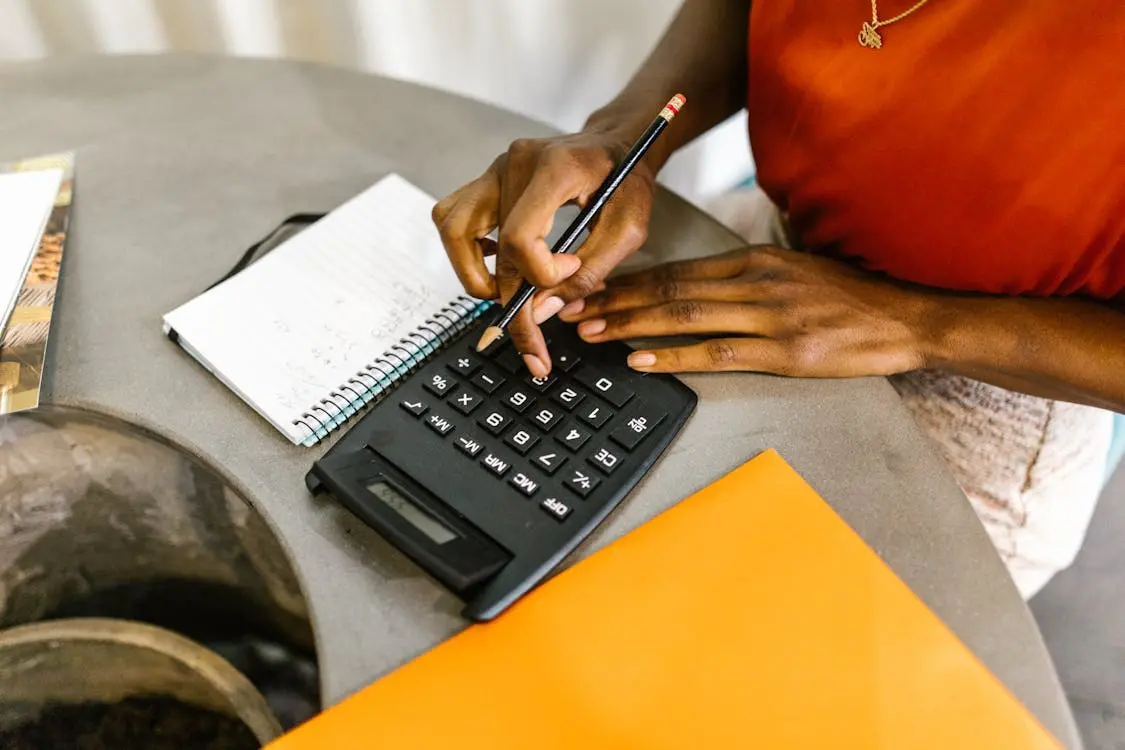 A mortgage with an offset account helps you save on mortgage interest